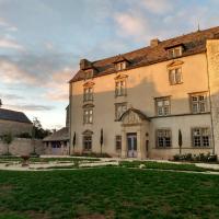 Chateau de Balsac, hotel perto de Aeroporto de Rodez - Aveyron - RDZ, Balsac