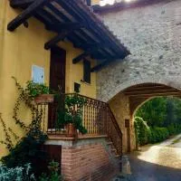 La casina nel Borgo, viešbutis mieste Četona