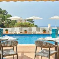 Universal Aparthotel Don Camilo, ξενοδοχείο σε Sant Elm