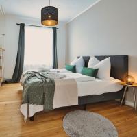 HejU - Parking - Kitchen - Netflix - Kingsize Bett, Hotel im Viertel St. Gertrud, Lübeck