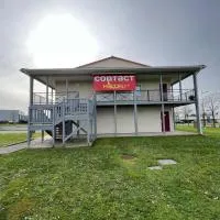 Contact Hôtel Fontenay le Comte, viešbutis mieste Fontenė le Kontas