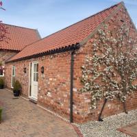 Meals Farm Holiday Cottages - The Stables, hotel a North Somercotes