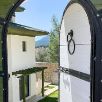 Beacon Hill Suites-Adults Only, hotel in Muğla