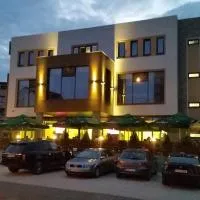 Hotel Excellence، فندق في بوخارست