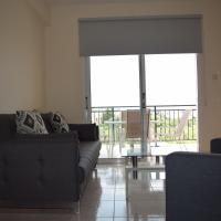 Eden Heights Sea View Apartment 203 - By IMH Travel & Tours, hotel sa Chloraka, Paphos City