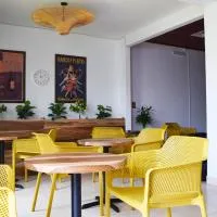 Trebol Amarillo Bed & Breakfast, хотел в Escazú