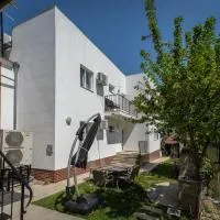 Casa Ștefan, hotelli kohteessa Sînmartin