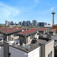 Rooftop Patio with Grill 2BR 3BA Central, Walkable Location