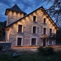 La Tour de Coron, hotel u gradu Bele