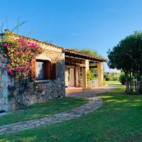 BouganVilla by the Beach - San Teodoro 1, hotel di San Teodoro