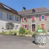 Chambres d'hôtes "La Grange de Georges", hotel v destinácii Lay-Lamidou