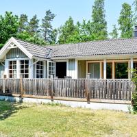 Nice home in Kpingsvik with 4 Bedrooms, WiFi and Indoor swimming pool
