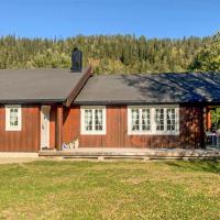Nice Home In Beitstad With Kitchen, hotel malapit sa Namsos Airport - OSY, Sundan