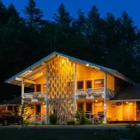 Snowdon Chalet Motel, hotelli kohteessa Londonderry