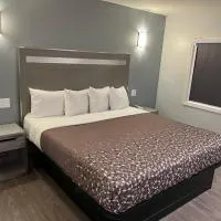 Viesnīca 112 Motel pilsētā Medforda