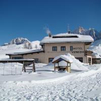 Albergo Venezia, hotel in Passo Rolle