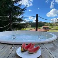 Góra Jabłek Mazury Mikolajki, hotel v destinaci Lipowo