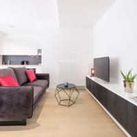 Luxurious 1 bedroom flat between le Châtelain and Flagey, hotel in Brussels