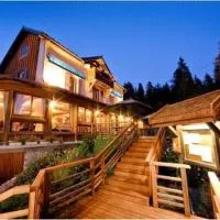 Auberge De La Croix Perrin, hótel í Lans-en-Vercors