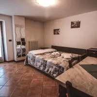 Residence Aquila - Mono Punta Valnera, hotell i Brusson