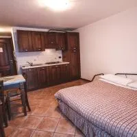 Residence Aquila - Mono Le Tre Dame, hotell i Brusson