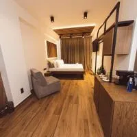 Centrally Stylish Suite by Acropolis