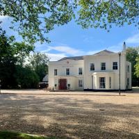 The Old Hall Hotel, hotel din Coventry