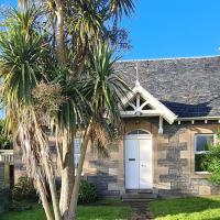 Spacious rural cottage outside Campbeltown, khách sạn gần Campbeltown Airport - CAL, Campbeltown
