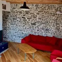 Gîte de l'école، فندق في Romagnat
