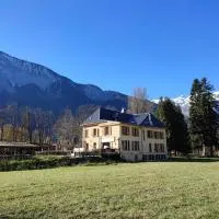BO LODGE, отель в городе Ле-Бур-д'Уазан