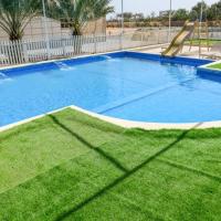 FARM STAY WITH POOL, hotel in Fujairah