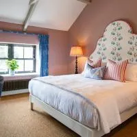 The White Lion Cowbridge, hotel sa Cowbridge
