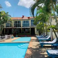 Hôtel - Appartement meublé " LES FLOTS BLEU ", ξενοδοχείο στο Ανταναναρίβο