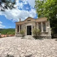 Abeliona Guesthouse, hotel u gradu 'Ambeliona'