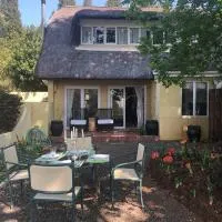 Spring Close Boutique Cottage Nottingham Road, hotel a Nottingham Road