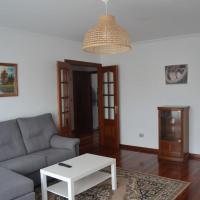Precioso apartamento de 3 habitaciones en Cabañas., hotel in Cabañas