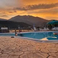 Chakalaka Resort, hotel di Vlikhon