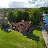 Ekomarina - Pokój noclegowy 1, hotel in Węgorzewo