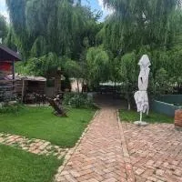 Enpi Lake Resort、ヤシのホテル