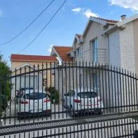 Apartman Tolosi 2, hotel di Podgorica