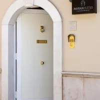 Pavean Suites Frattaminore, hótel í Frattaminore