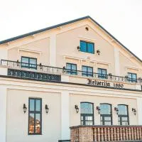 Hotel Helvecija 1880, hotel din Vârşeţ