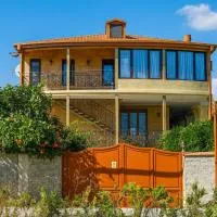 Villa Lata, hotel sa Misakʼtsʼieli