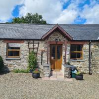 Kingfisher Cottage, Whitland, hotel in Whitland