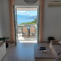 Apartments Kricin 14 Laura, hotel v destin&aacute;cii Ba&scaron;ka