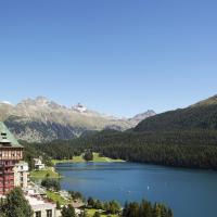 Badrutt's Palace Hotel St Moritz: St. Moritz şehrinde bir otel