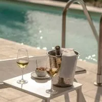 Parco Reala // Rural - Luxury - Rooms, hotel a Corneliano d'Alba