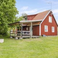 Cozy cottage at Bolmstad Sateri by Lake Bolmen