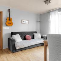 Lovely 2-bedroom Apt - Quiet Seaside Neighborhood, hotel near Reykjav&iacute;k Domestic Airport - RKV, Reykjav&iacute;k