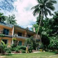 ชอว์ งาทอง รีสอร์ต Chor Ngar Thong Erawan Kanchanaburi, viešbutis mieste Tha Kradan